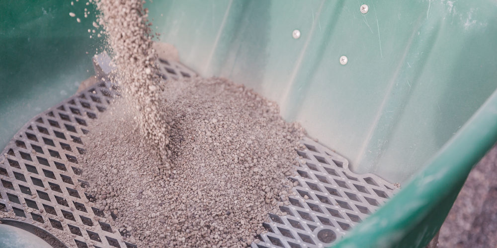 Grass Fertilization – The Green Group Grass Fertilization - Fertilizer Image - The Green Group