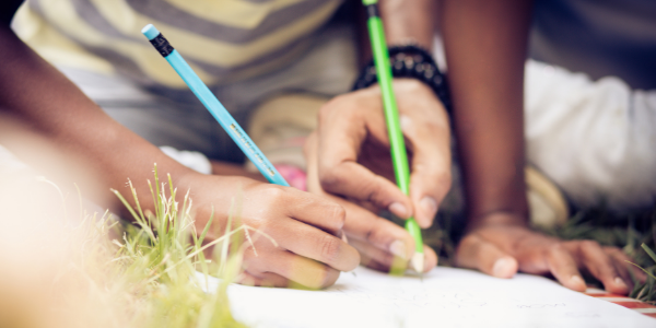 Outdoor Learning – Green Group learning outdoors